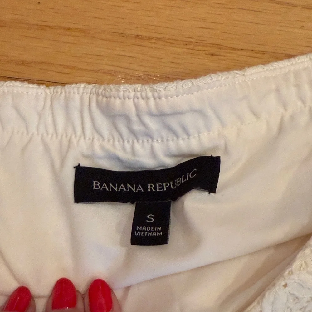 Banana Republic Cream Off-Shoulder Blouse - Picture 2 of 2